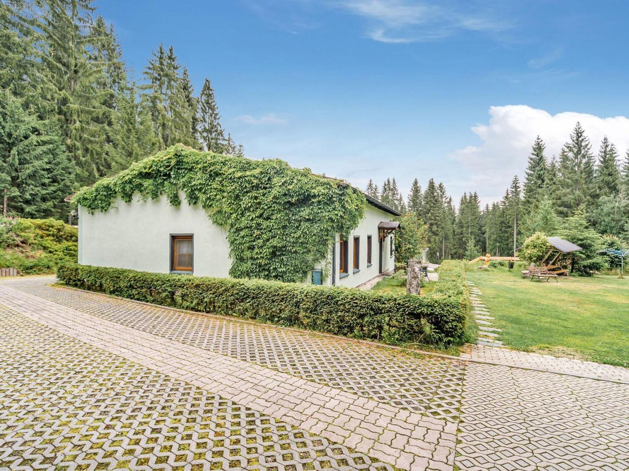 Holiday Home With Shared Pool In J Gersgr N Bad Reiboldsgrün Esterno foto