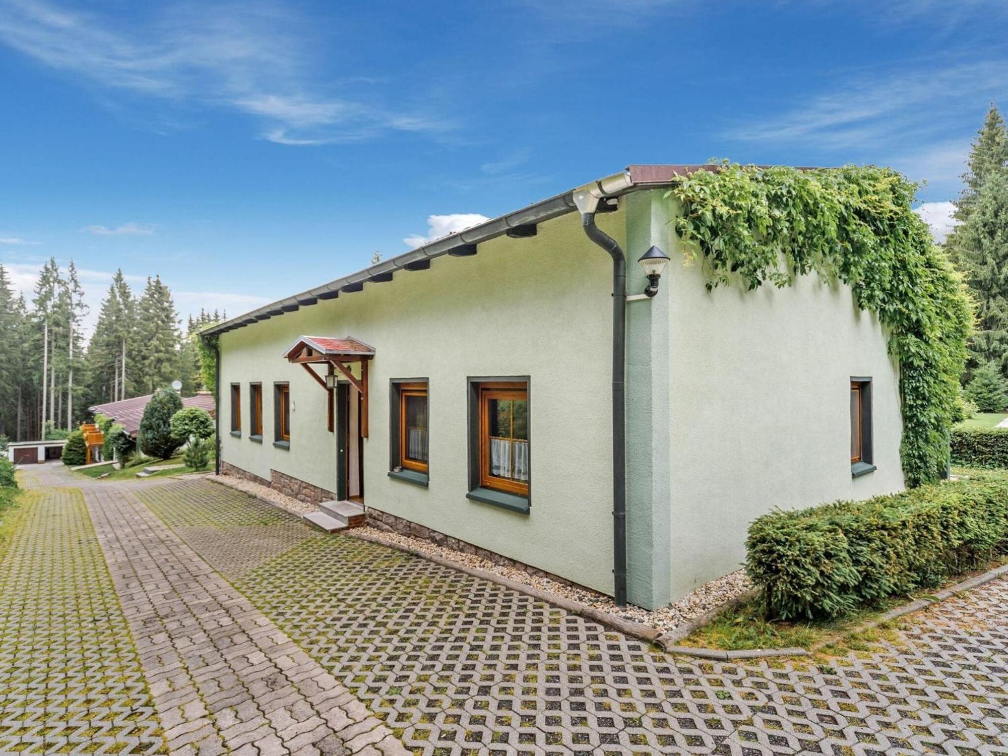 Holiday Home With Shared Pool In J Gersgr N Bad Reiboldsgrün Esterno foto